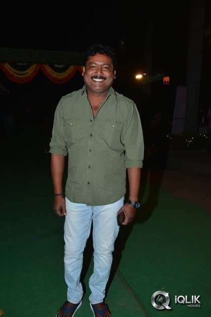 Shatamanam-Bhavati-Movie-Special-Screening-at-Prasad-Labs